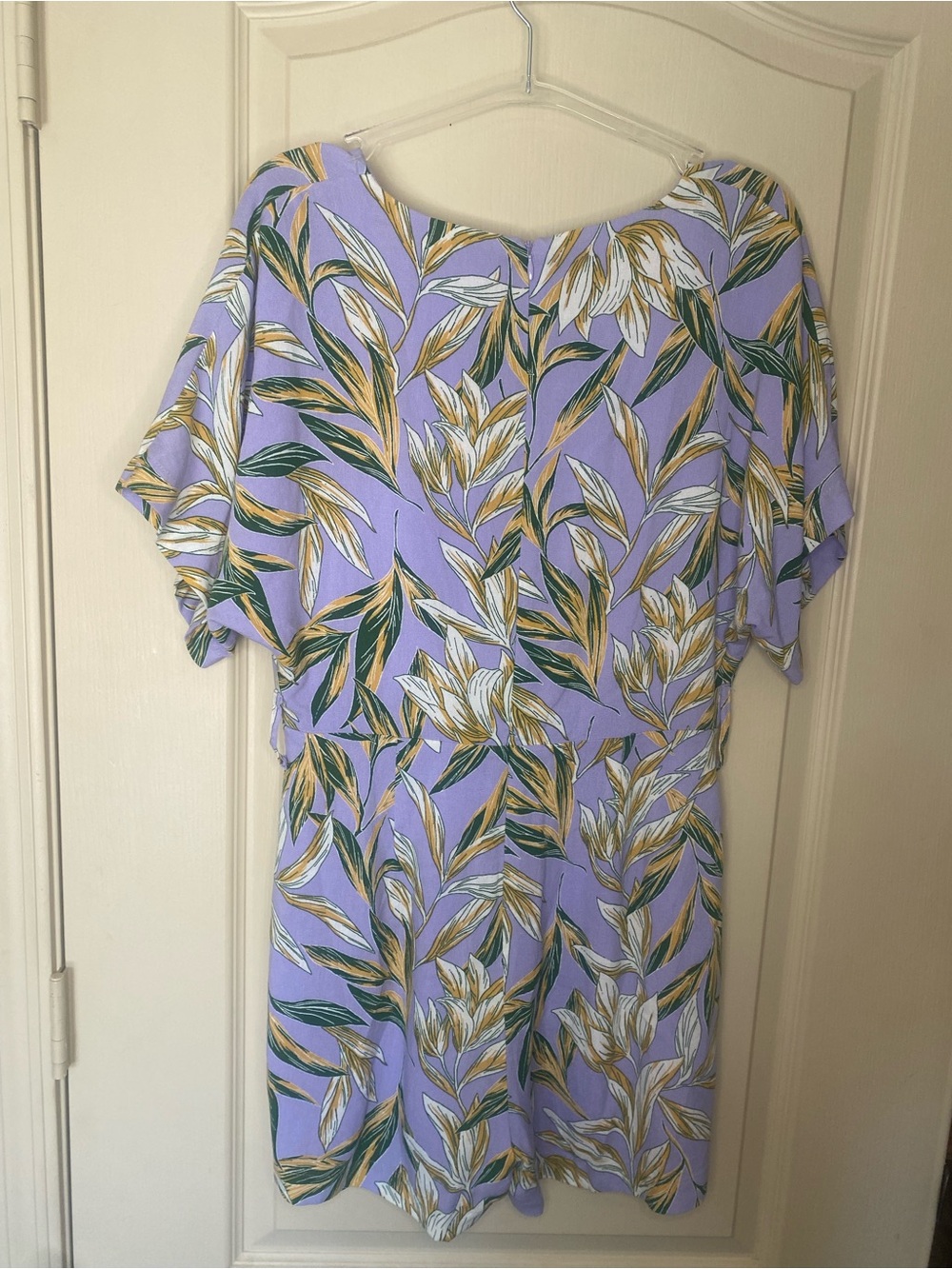 J.O.A. Purple Floral Romper | Fully Lined | Size Large | Tropical Print - Picture 6 of 7